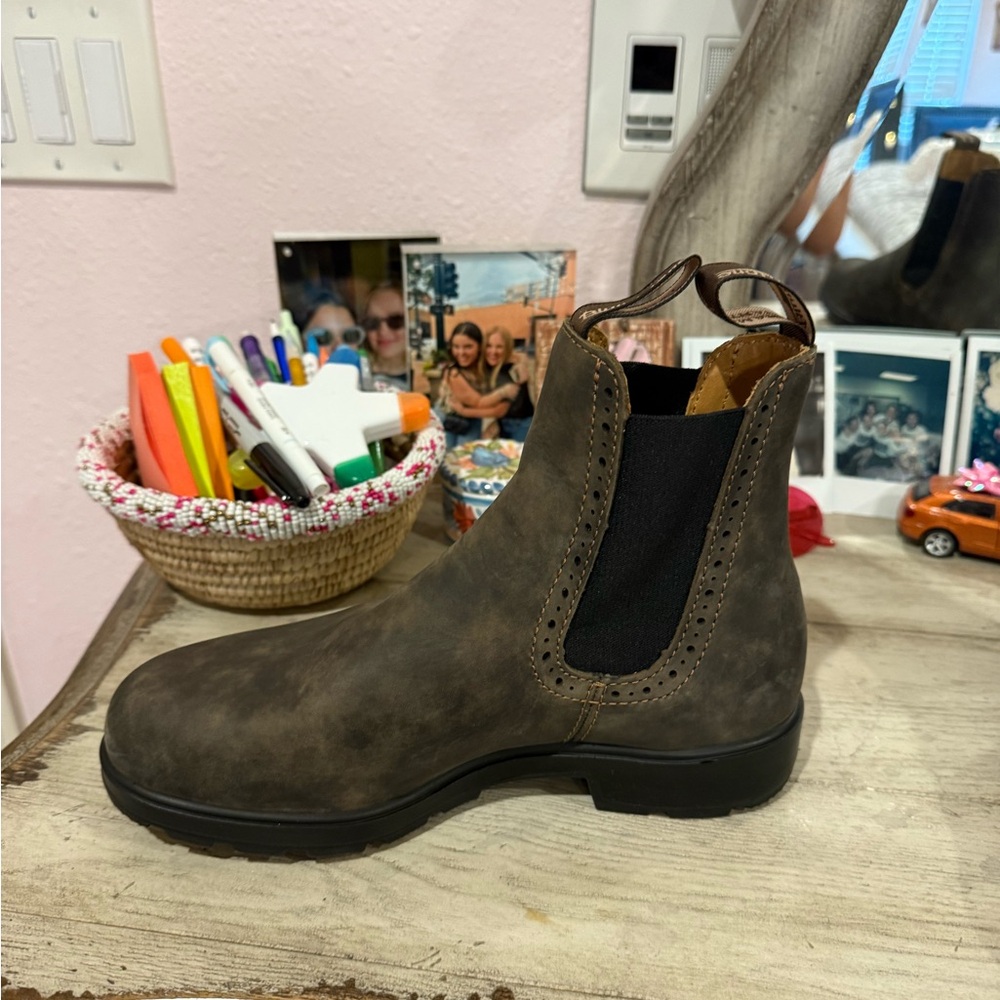 Blundstone Tan Leather Chelsea Boot